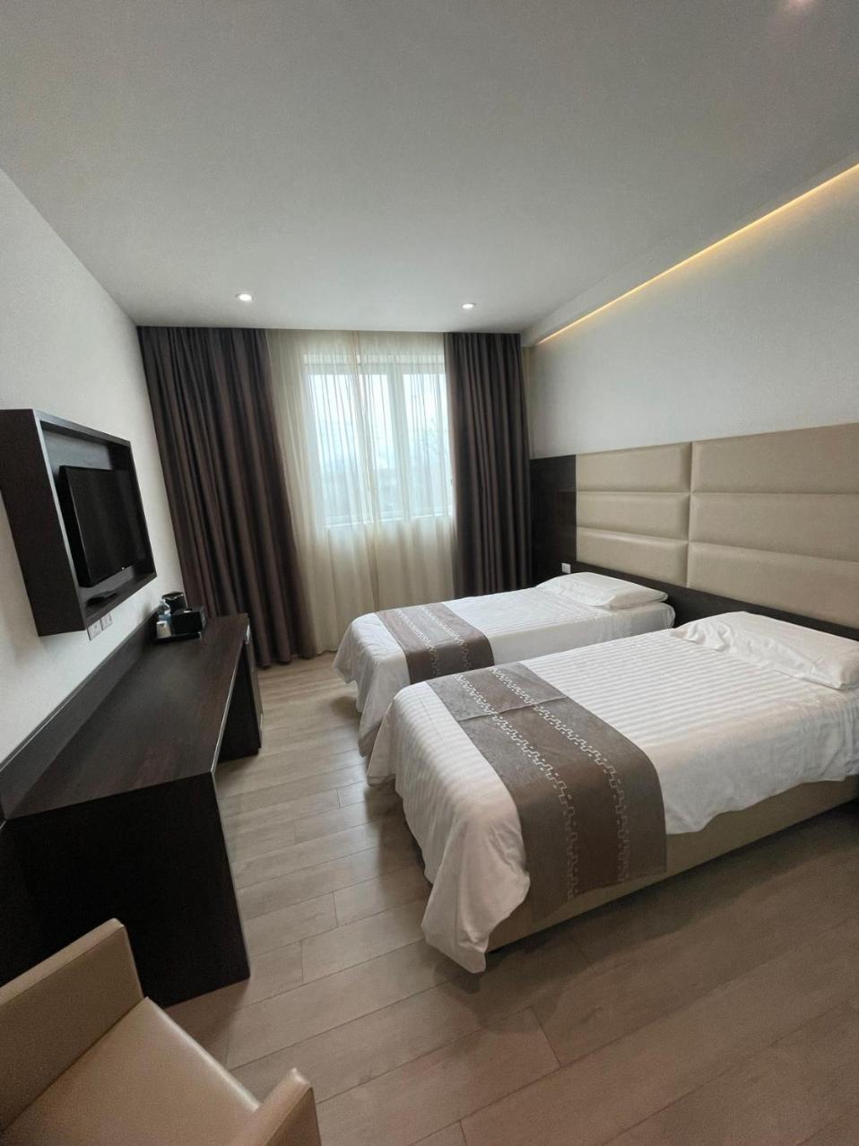 Hotelluxuryprato المظهر الخارجي الصورة